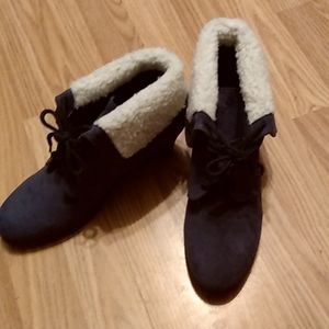 NAUTICA BLUE SUEDE WEDGE LACE-UP ANKLE BOOT SZ 10